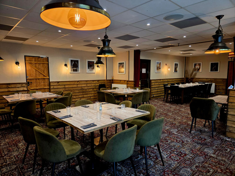 Privatisation pub à Lannion pour anniversaire et événements